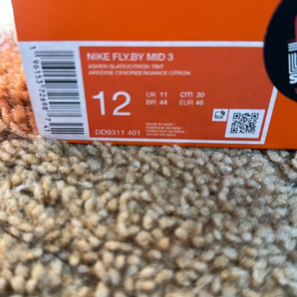 NIB, Nike Fly-By Mid 3, Multiple Sizes - Picture 7 of 8